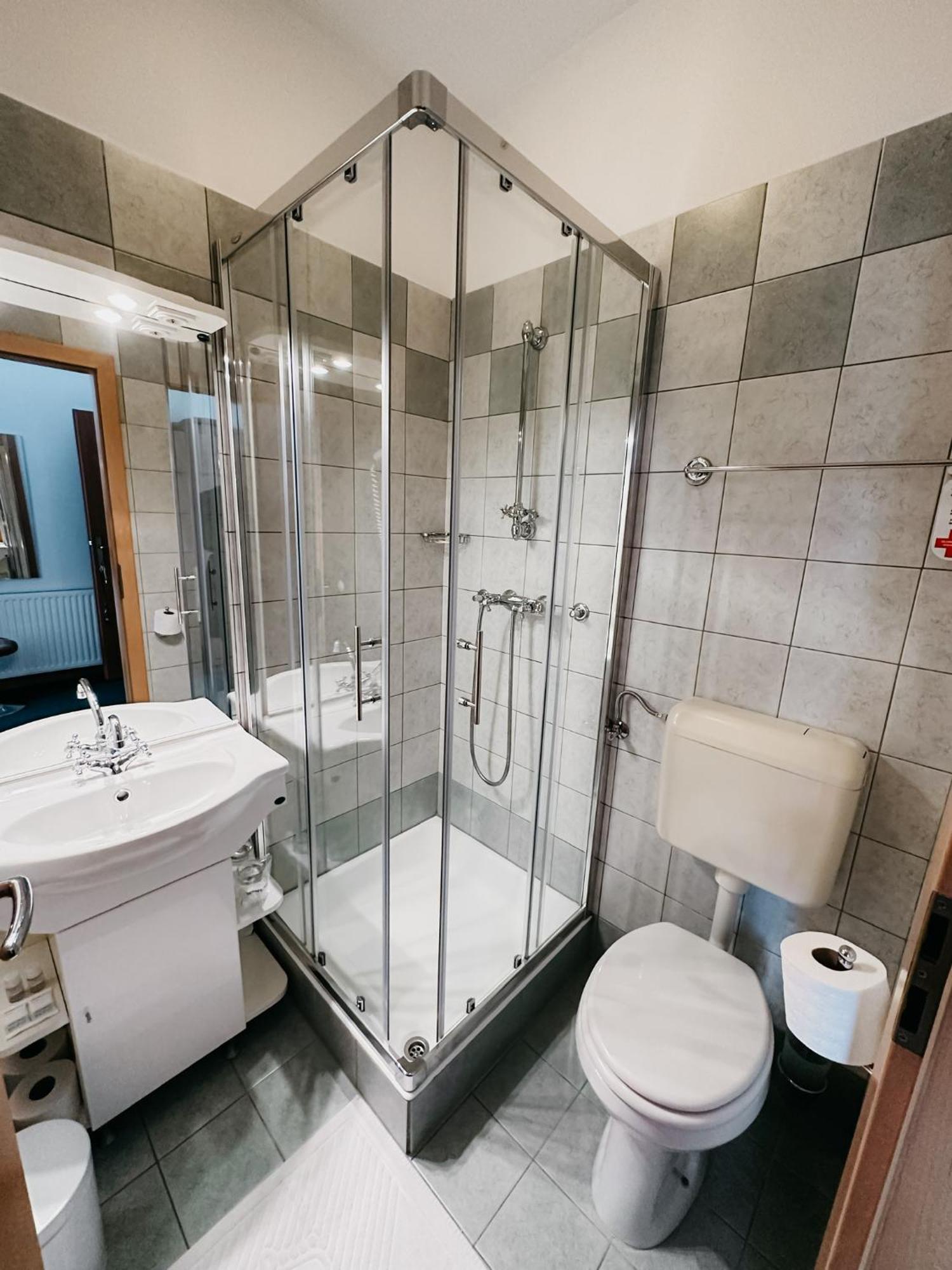 Hotel Oskar Zaplata Preddvor Exteriér fotografie