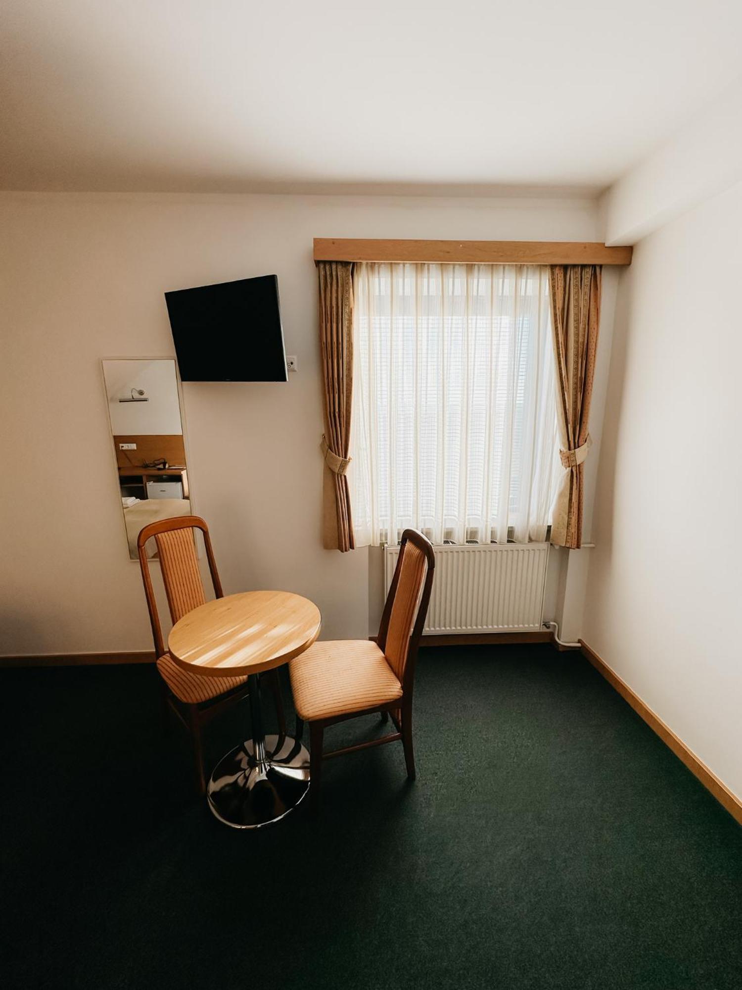 Hotel Oskar Zaplata Preddvor Pokoj fotografie